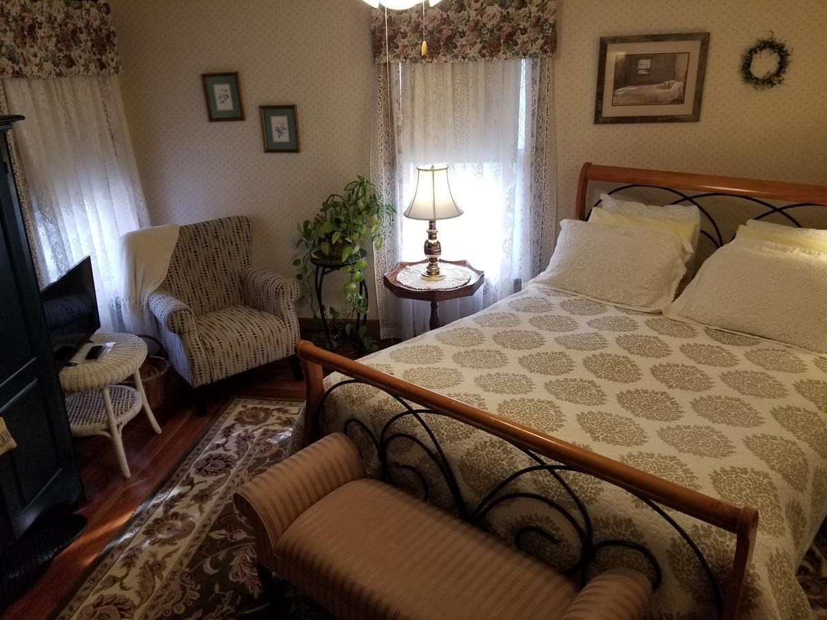 Rose & Thistle Bed & Breakfast Cooperstown Bagian luar foto