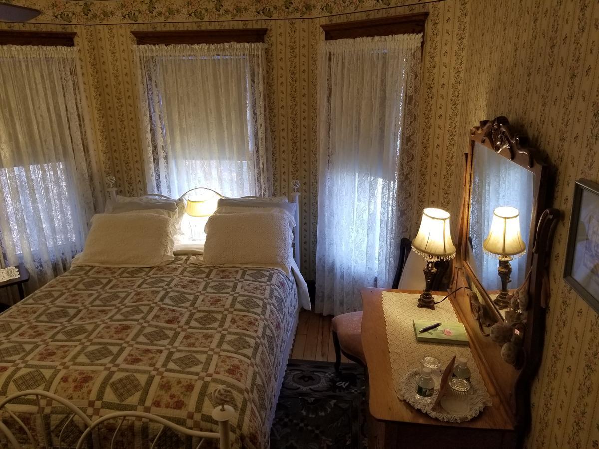 Rose & Thistle Bed & Breakfast Cooperstown Bagian luar foto